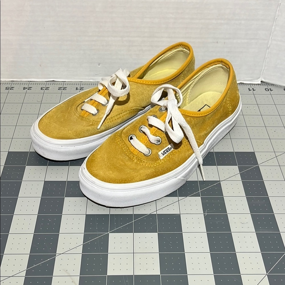 Scotch guard Vans mango mojito pig suede Sneakers with White Accents